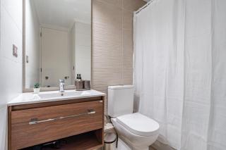 Quiet Apartment Near the Metro and Clinics - Santiago - 3