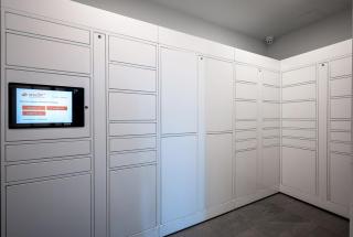 AQUA Corner Unit w Balcony and Amazing View #614 - 9