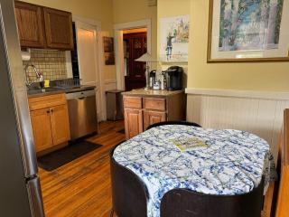 Brookline 3BR Wi-Fi Grill Parking Near T - Brookline - 2