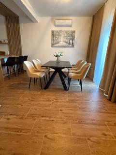 Apartman Seaesta Dino - Trogir - 0