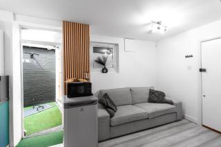 Cosy 1BR House, Hackney Wick Gem - 2