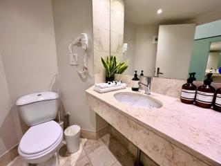 L7 Heart of Surfers 2 Beds Free WI-FI - Gold Coast - 1