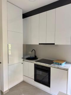 First Class Apartments - Dobra Voda - 4