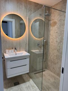 First Class Apartments - Dobra Voda - 3