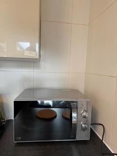 Modern double bed - Central Dartford - Dartford - 1