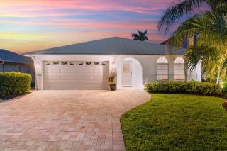 Gone Coastal - 1 Mile to Vanderbilt Beach! - Pool - Naples - 9