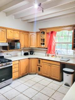 Embassy Villa - Bridgetown - 9