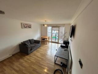 Tranquil 2BR in Croydon Thornton - 7