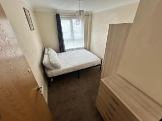 Tranquil 2BR in Croydon Thornton - 5