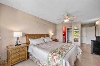 Experience luxury in a spacious 900 sq ft condo in South Kihei, featuring 2 bedrooms with king beds MBG402 - Wailea - 3