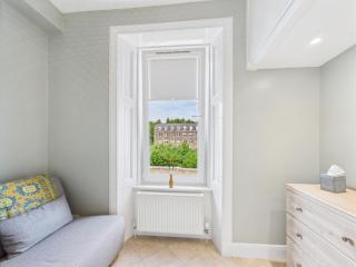 Duke Street Suite - 3