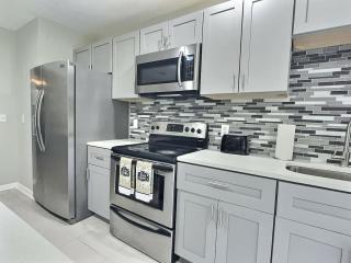 Conant Gray - 3