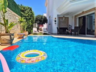 L'Orchidée - Villa de luxe avec piscine chauffée, ascenseur privatif et vue sur le lac de Tunis - Tunis - 2