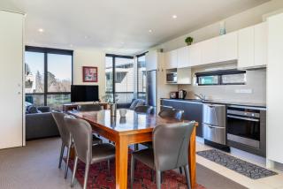 Modern Apartment, Central with Wi-Fi and Linen - Taupo - 4