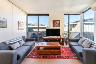 Modern Apartment, Central with Wi-Fi and Linen - 1