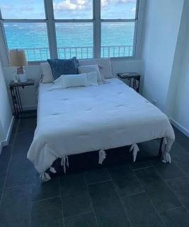 Oak & Stone - San Juan - 3