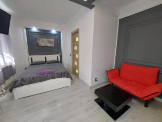 Biserica amzei studio - Bucharest - 0