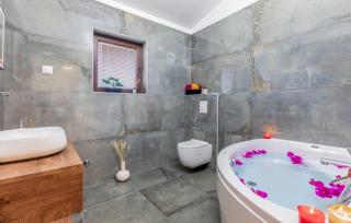Villa Tramontana near Pula for 6 persons with 30m2 private pool - 6