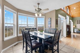The Greenview Manor with Lake Views - Kimberling City - 4