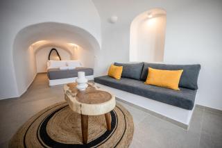 Three Domes Oia - an Iconic Collection - 4