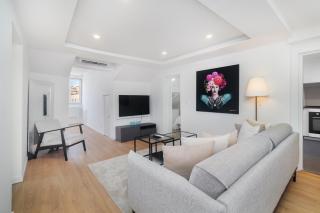 WHome Stylish Top-Floor Flat in Iconic Chiado - Lisbona - 0