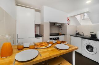 WHome Stylish Top-Floor Flat in Iconic Chiado - Lisbona - 5