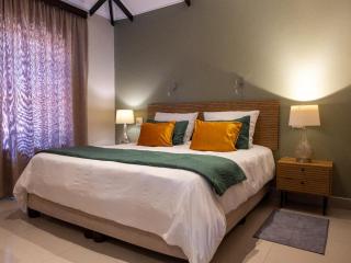 Lemon 3 Lodge Guesthouse - 4