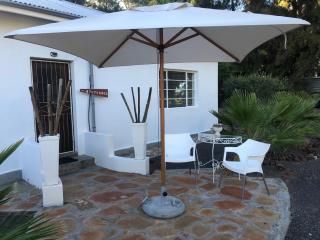 Ou Klipskuur Self-Catering Accommodation - Fraserburg - 9