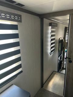 Raleigh RV Living- Sleeps 8 - 9