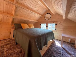 Forest Bunkie Trails & Stargazing - Simcoe - 1