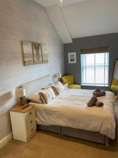 Stylish Tenby Apartment, Great Location, Parking - Tenby - 7
