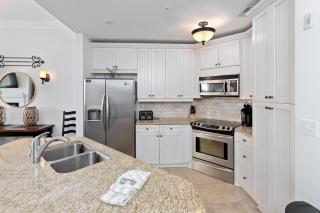10 Waterfront Drive, #212 - 3