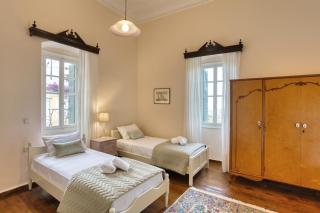 The Cretan Manor - 4