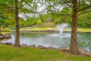 T Time Getaway - Overlooking Golf Views - Branson West - 5
