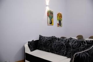 Spacious Modern Apartment with Stunning Town Views - Gjirokastër - 4