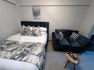 The Mesquite Executive Studio - Nairobi - 7