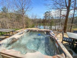 Sleeps 12 Hot Tub Private Dock Kayaks Dogs Welcome - 7