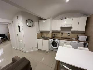 A&J Apartments - Krakow - 9