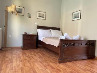West Pool House - Kineta - 8