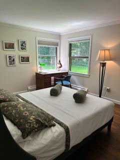 Nature's Nest - Woodland Retreat - Fireplace - Quiet and Cozy - Bethlehem - 2