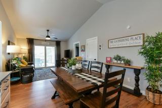 Table Rock Lookout Duo - Spacious Balcony - Branson - 2