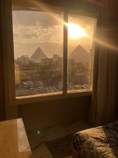 Sky pyramids iNN - Il Cairo - 2