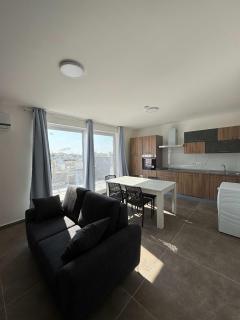 Penthouse Bliss Bright Central Stylish - Taʼ Penza - 9
