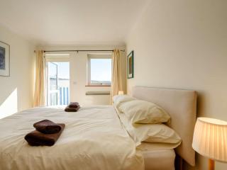 3 bed in Freshwater East FB099 - Hodgeston - 1