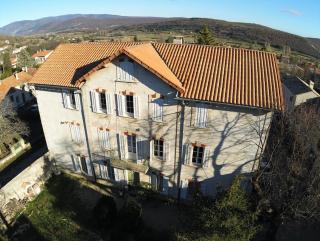 Appartement dans MAISON de caractère avec jardin et piscine - La Celle-sous-Gouzon - 9