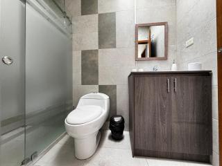 Villa Gran Encuentro Space and Comfort y 2 garages - Cuenca - 5