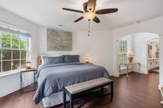 Lake Hideaway - Waterfront Condo with Resort Perks - Kimberling City - 7