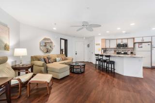 Lake Hideaway - Waterfront Condo with Resort Perks - Kimberling City - 3