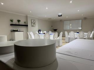 Ndaba Golf Lodge & Hello Beautiful Day Spa - Queenstown - 7