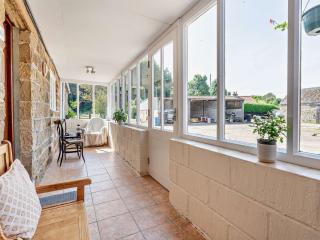 3 Bed in Faceby 95424 - - 5